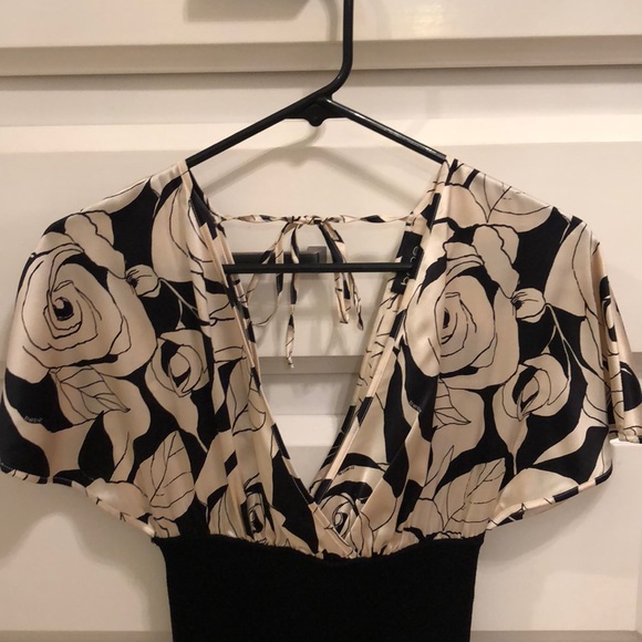 Blouse - Picture 2 of 5